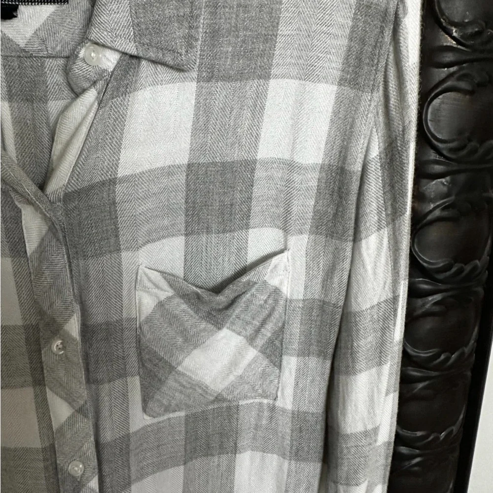Rails Gray and White Casual Button Down Shirt - Picture 3 of 4